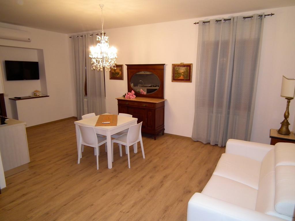 Suite Umberto I Assis Exterior foto