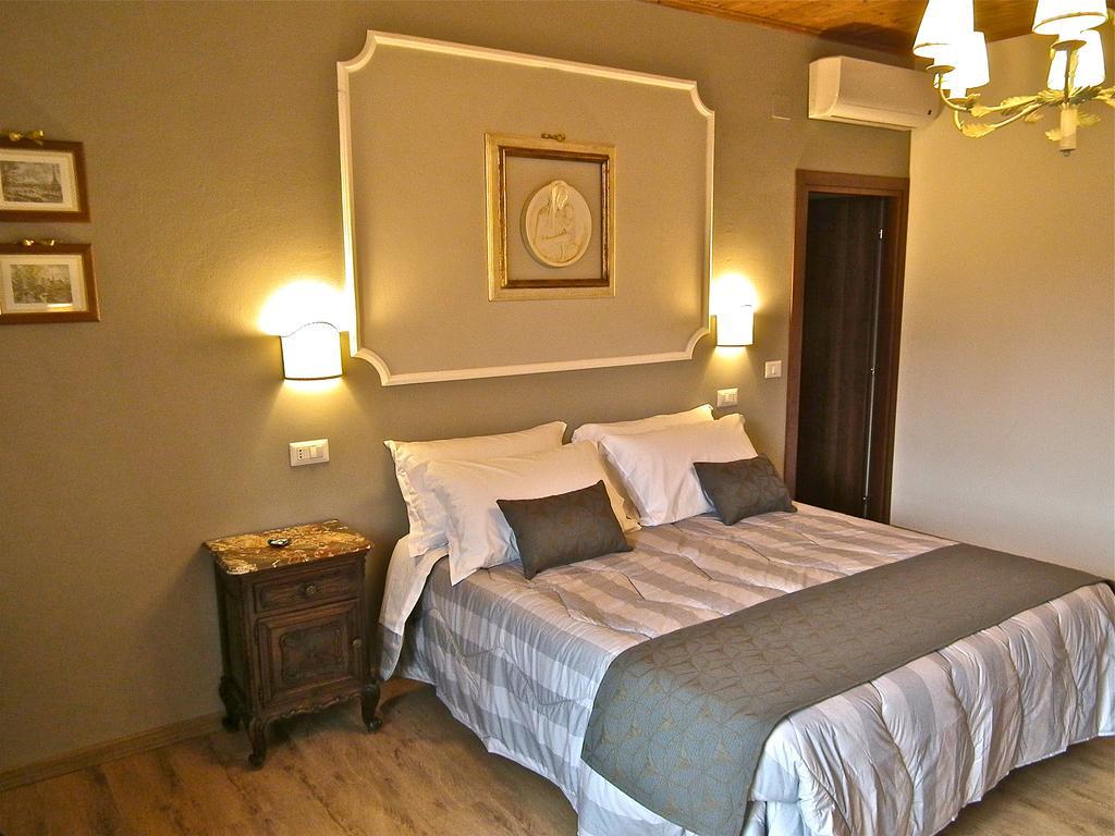 Suite Umberto I Assis Exterior foto