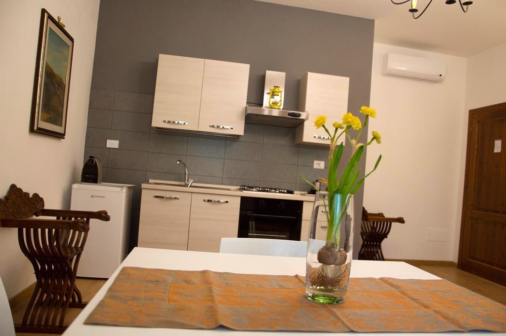Suite Umberto I Assis Exterior foto